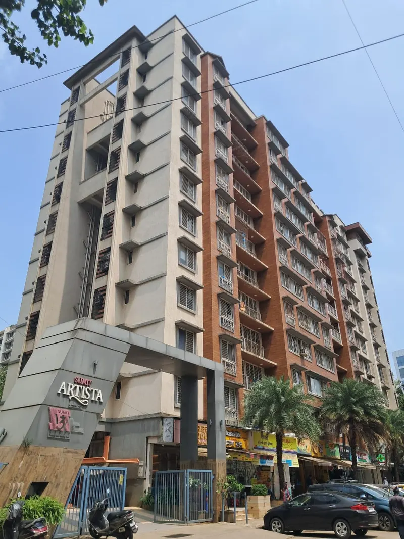 Sumit Artista — Santacruz East (1)