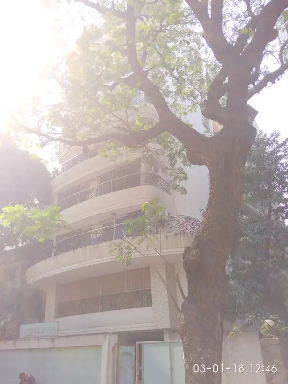 Supreme Pearl — Khar West (1)