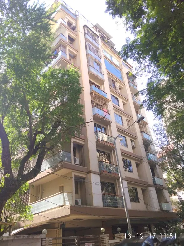 Warden — Bandra West (1)