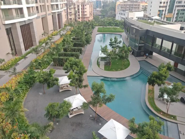 Windsor Grande Residences — Andheri West