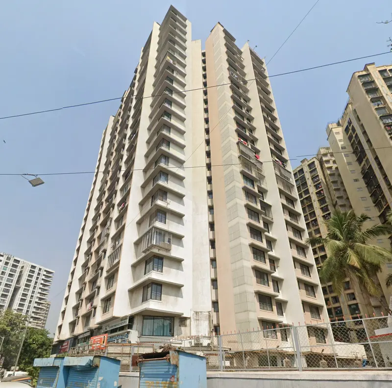 Crystal Armus — Chembur (1)