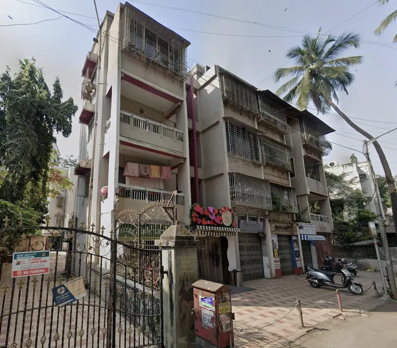 Blue Nile — Bandra West
