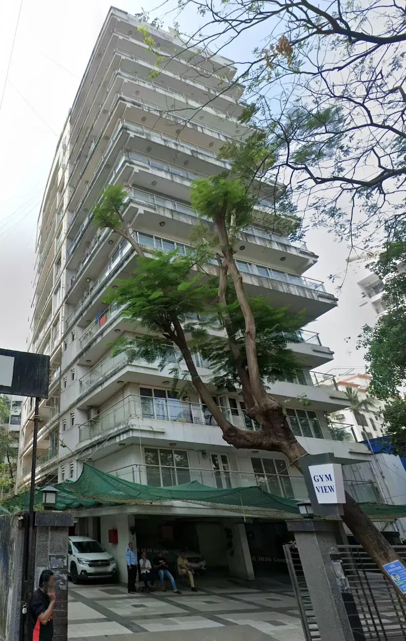 Gym View — Khar West (1)