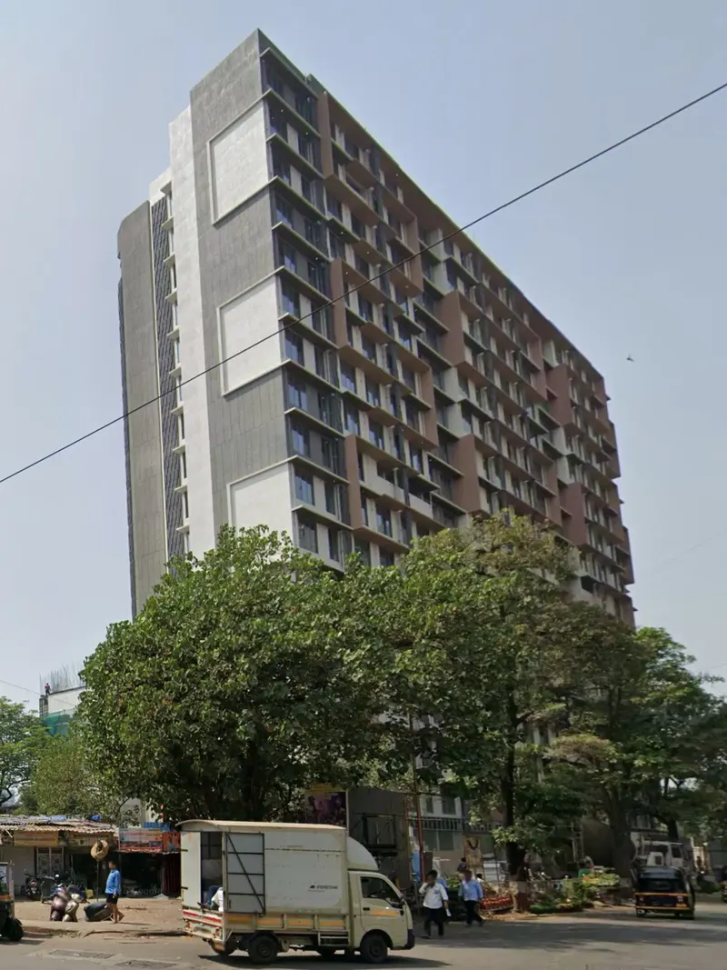 Veena Synergy — Andheri East (2)