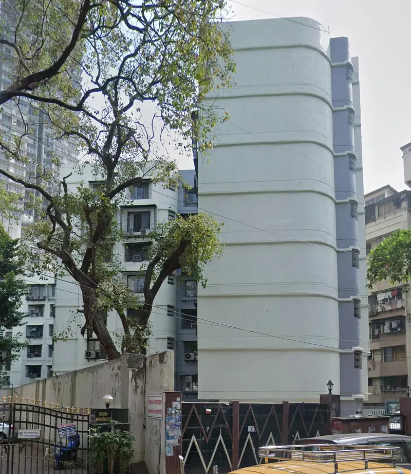 Mandhana Manor — Mahim