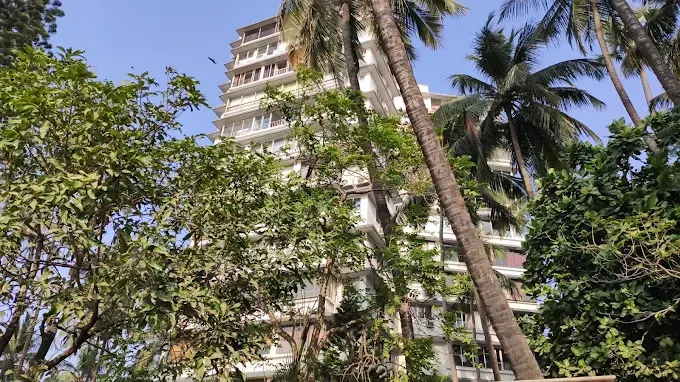 Landmark — Bandra West