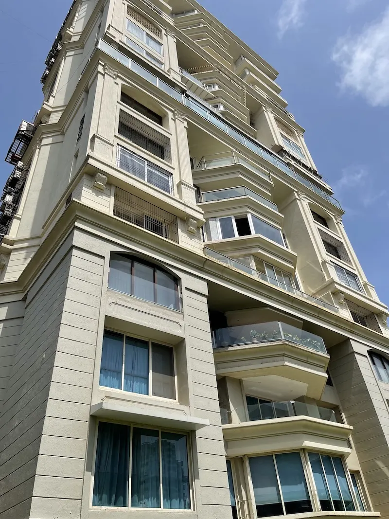 Raheja Sunkist — Bandra West