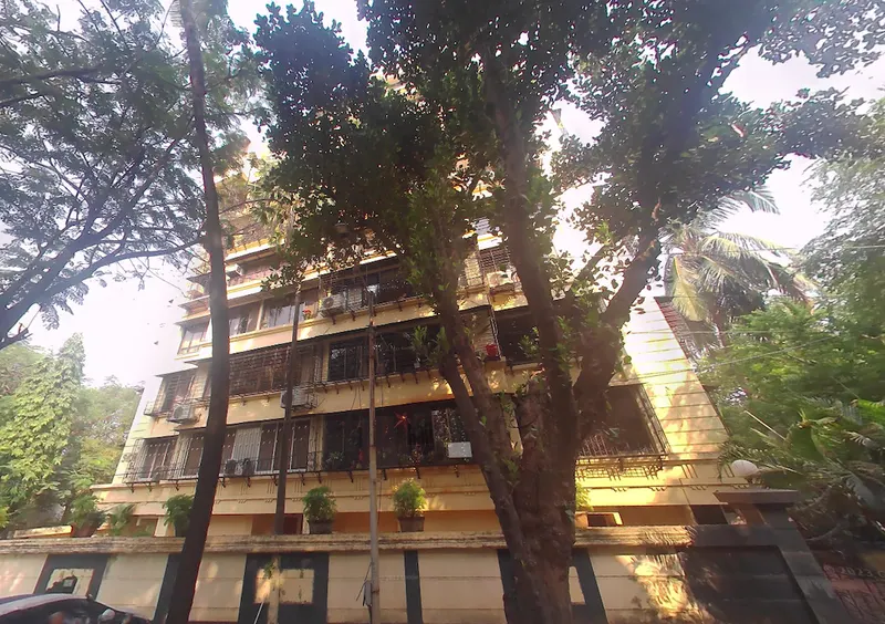 Smoky Hill — Bandra West (1)