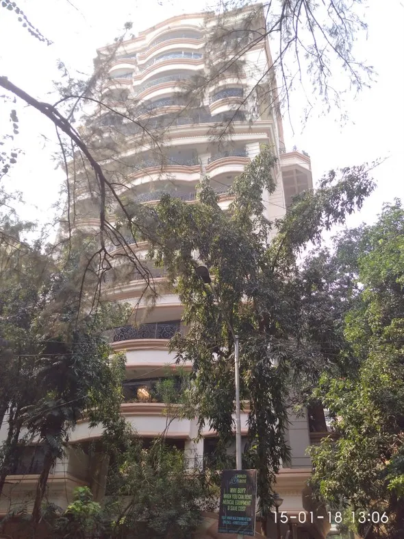 Simran — Khar West