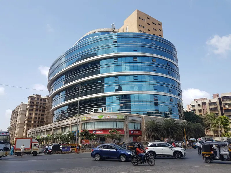 Hubtown Solaris — Andheri East (1)