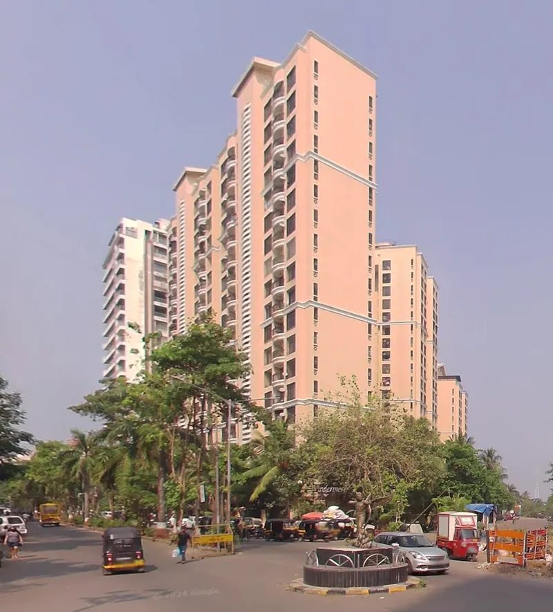 Raheja Windermere — Andheri West (2)
