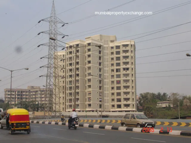 Lemont Apt — Malad East (3)