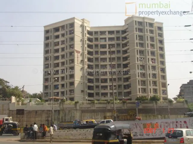 Lemont Apt — Malad East (5)
