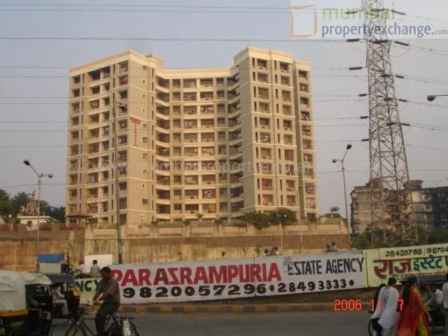 Lemont Apt — Malad East (4)