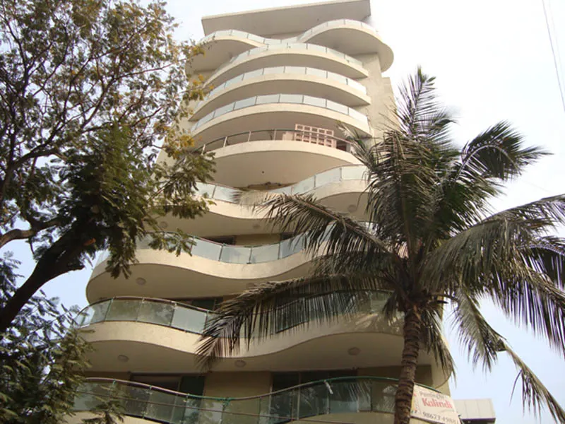 Joy Sapphire — Juhu