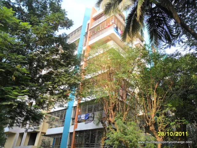 Nirav Apartment — Kandivali East (6)