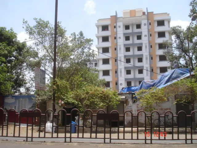 Pioneer Park — Thane West (1)