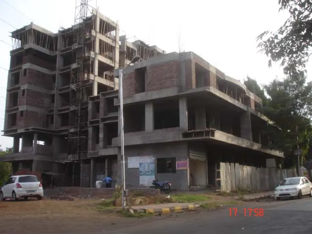 Laxmi Plaza — Thane West (2)