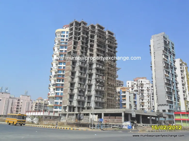 Monarch Luxuria — Kharghar (4)