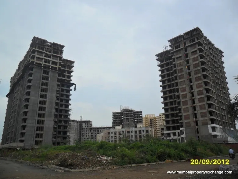 Unique Aurum — Mira Road (2)