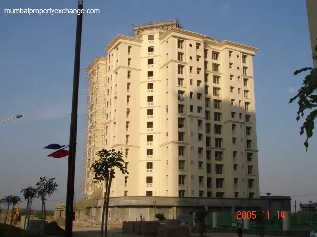 Queensgate — Thane West (2)