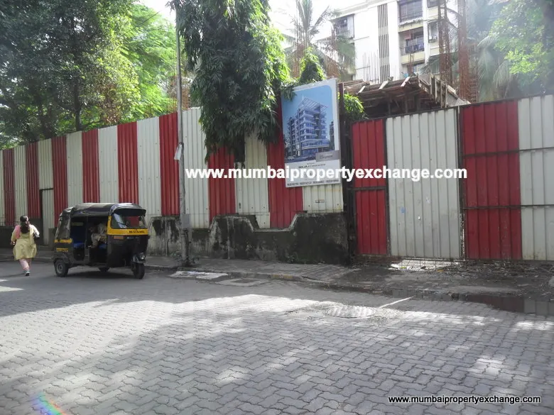 Bajaj Elegance — Kandivali West