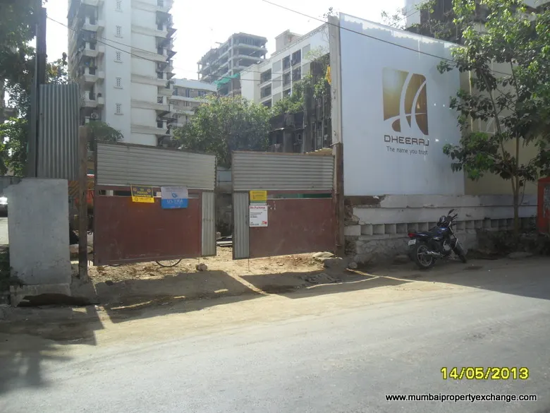 Izaara — Khar West (4)
