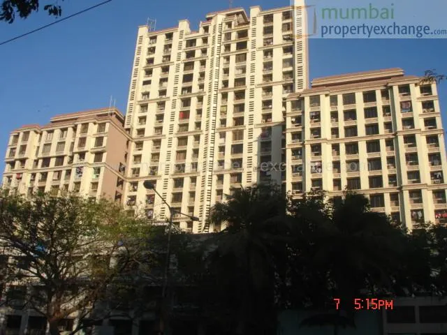 Runwal Heights — Mulund West (4)