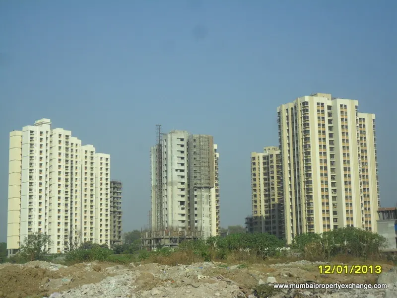 Runwal Garden City — Thane West (7)