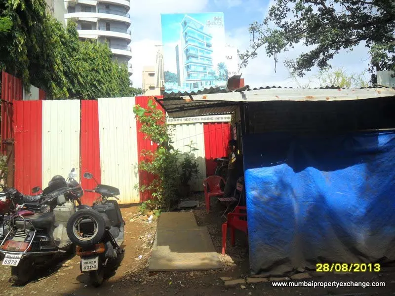 Bajaj Heritage — Malad West