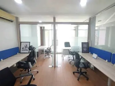 Trade center — Bandra East (1)