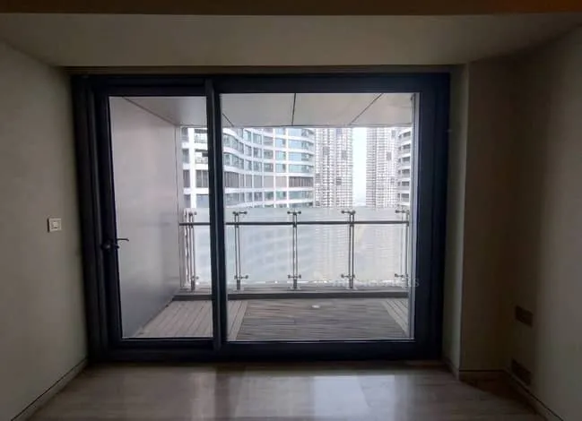 Lodha World One — Lower Parel (1)