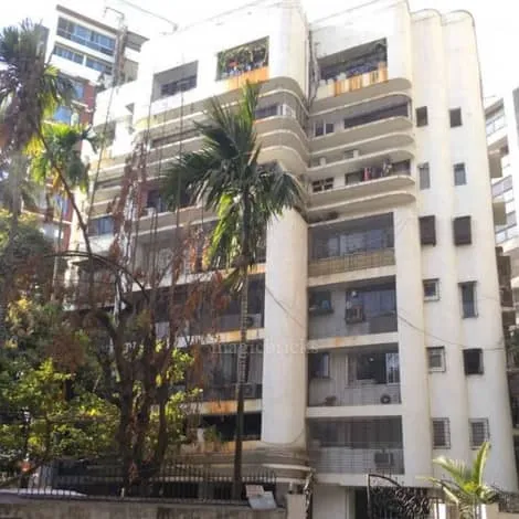 Sarkar Avenue — Santacruz West (1)