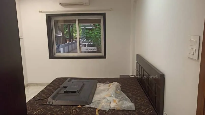 Amin Alturas — Bandra West (1)