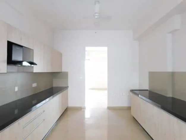 Ten BKC — Bandra East (1)