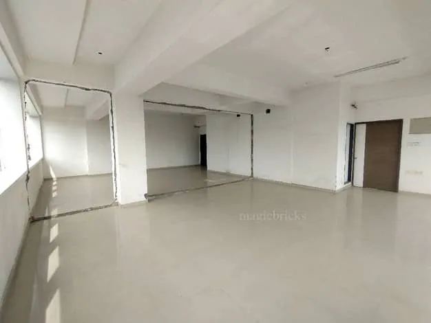 Crescent Business Park — Andheri East (1)