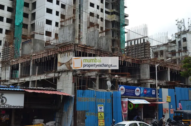 Avenue Park — Malad East