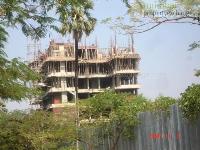 Living Essence — Kandivali East