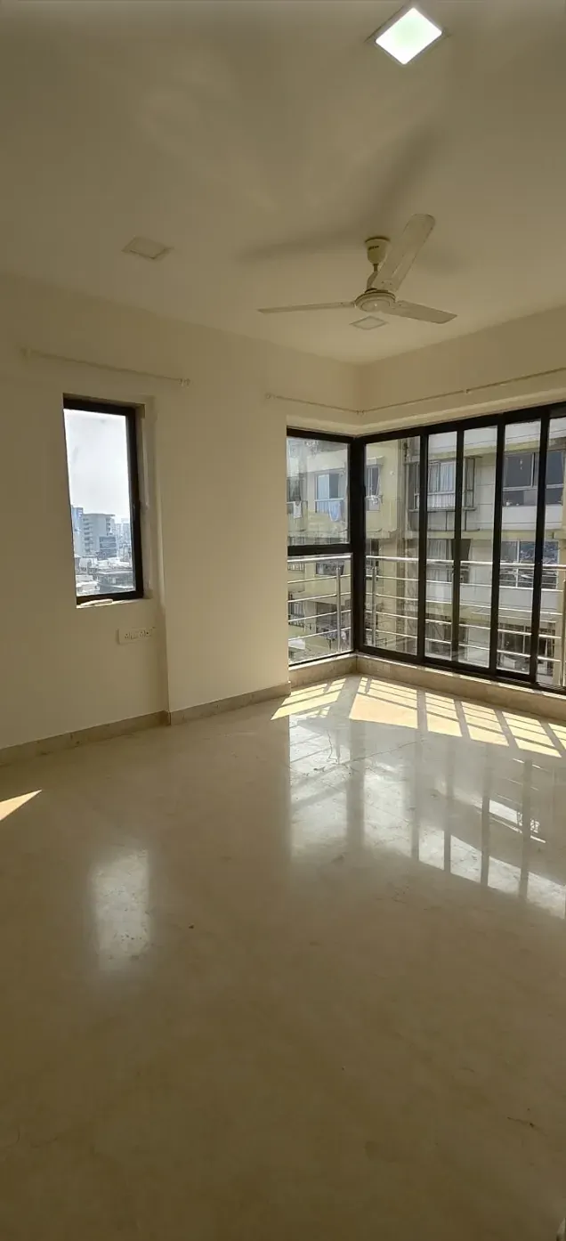 Fortune Paradise — Khar West (3)