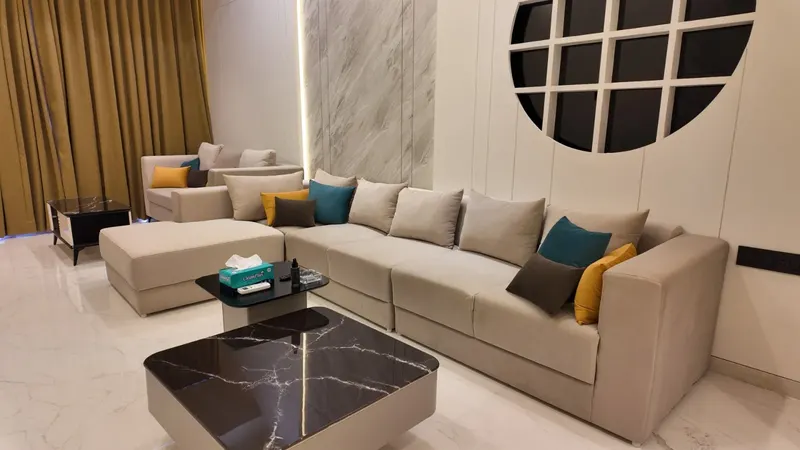 Nav Bahar — Khar West (3)