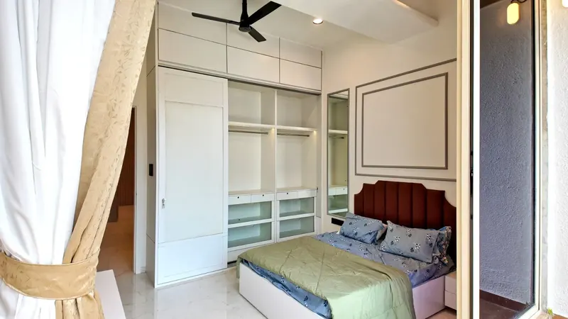 Nav Bahar — Khar West (23)