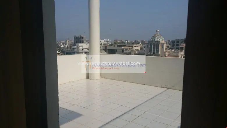 Oberoi Priviera — Santacruz West (8)