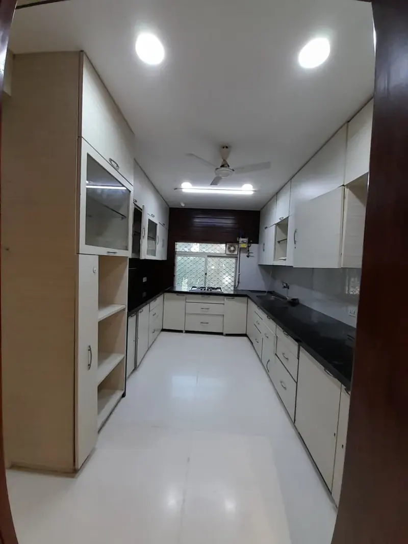 Crystal Apartments — Juhu (7)