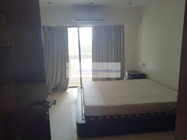 Quantum Park — Khar West