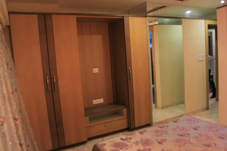 Mayfair Maaya — Khar West