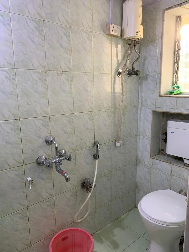 Bina Apartment — Khar West