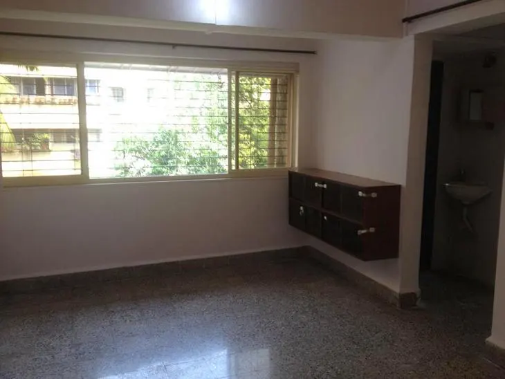 2 BHK Parijat in Bandra West, photo 3