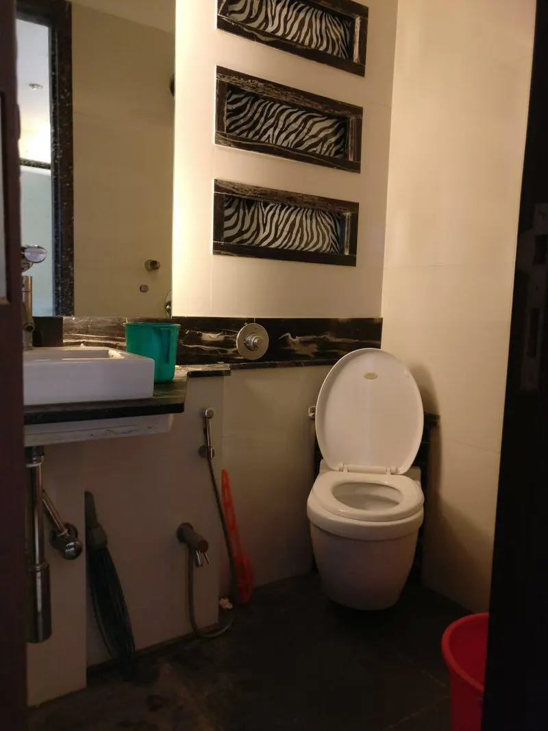 Lamour — Bandra West (8)