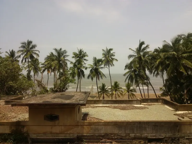 High Tide — Juhu