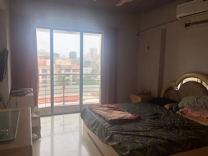 Pinnacle D Elegance — Bandra West